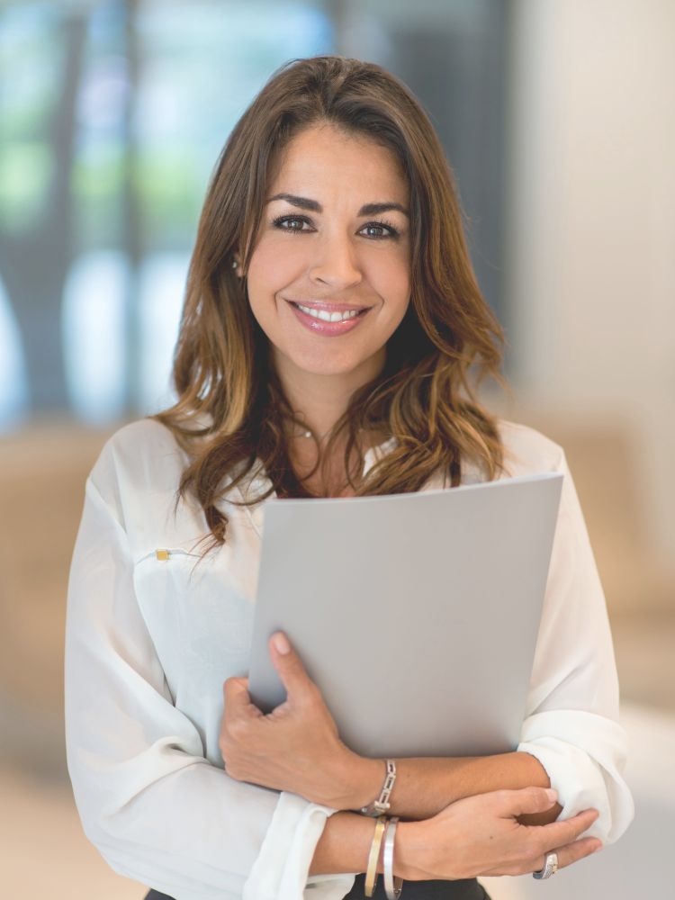 Alicia Mendez - Real Estate Professional